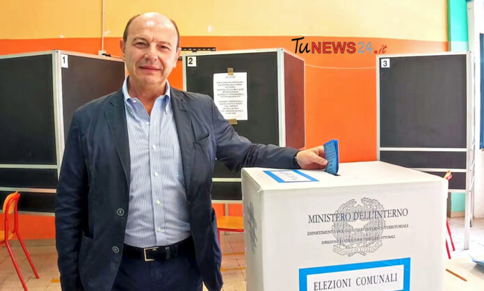 riccardo mastrangeli sindaco frosinone vota voto