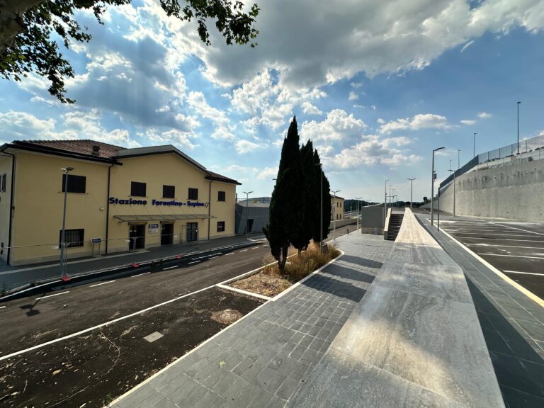 Ferentino, nuovi servizi e parcheggi alla stazione ferroviaria