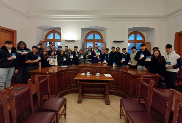 Consegna della Costituzione