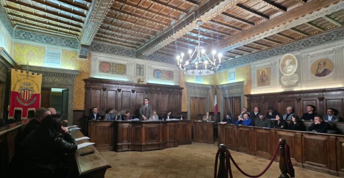 veroli consiglio comunale sindaco caperna