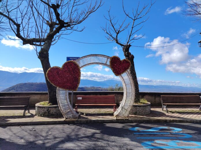 Se ami qualcuno portalo a Fumone