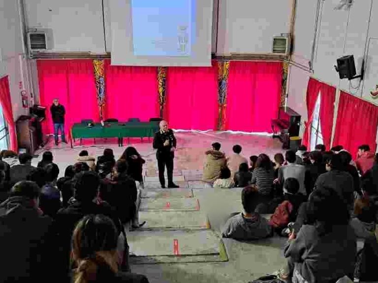 Anagni, incontro tra studenti e Carabinieri al “Dante Alighieri”: focus su legalità e concorso per Marescialli