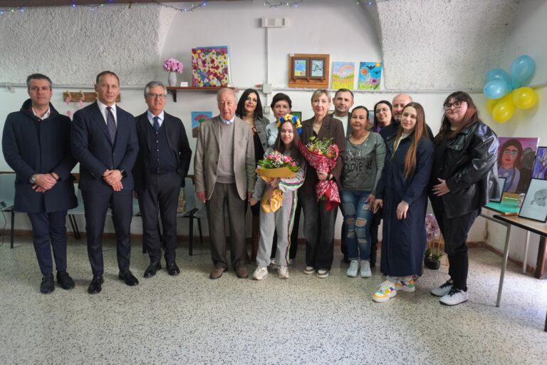 Anagni, “Colori che raccontano l’anima”: quando l’arte supera ogni barriera