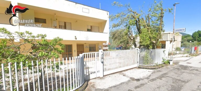 Aggredisce la madre sotto effetto dell’alcol: arrestato 27enne nel Frusinate
