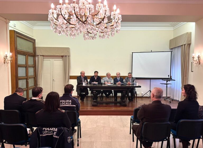 Sinergia istituzionale a Frosinone: accordo tra Prefettura e Comuni per rafforzare le sanzioni amministrative