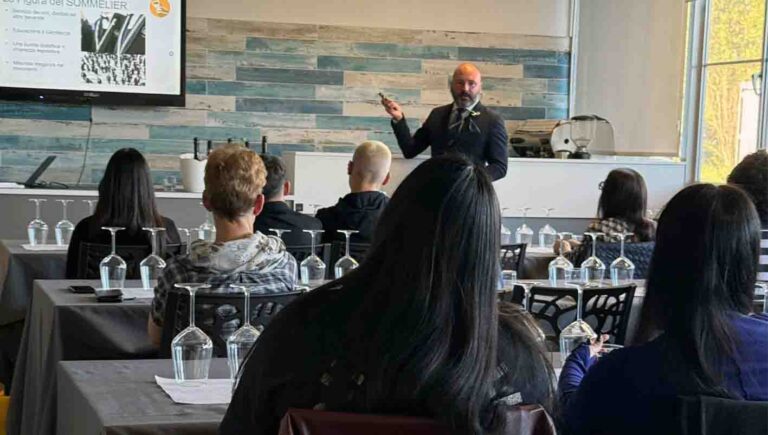 “Al servizio del vino”