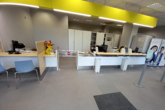 Un ufficio postale della provincia di Frosinone dopo i lavori del Progetto Polis