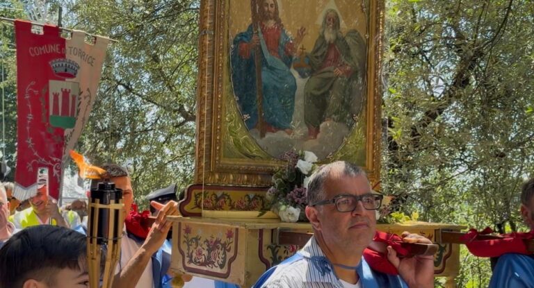 Frosinone/Torrice. La festa della Santissima Trinità è una celebrazione di fede, pace e unità
