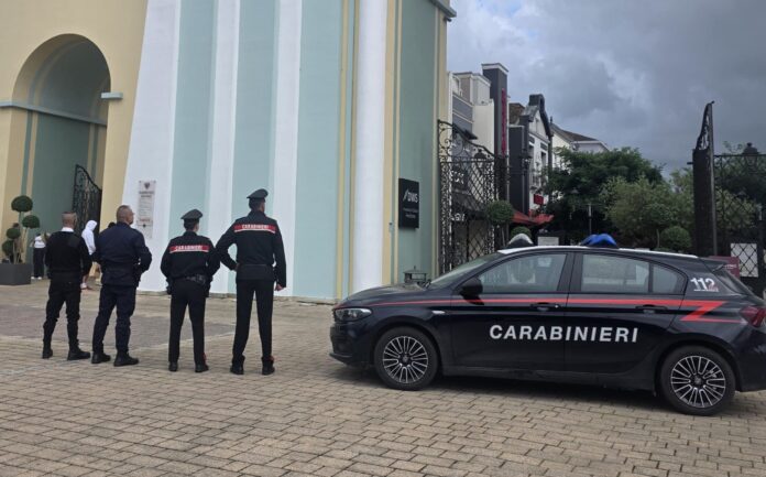 Colleferro Carabinieri Valmontone Outlet vigilanza
