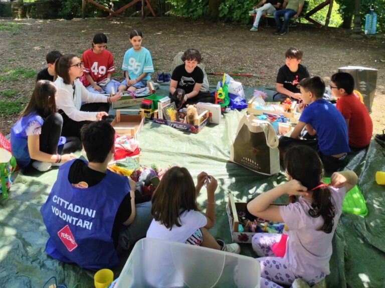 Ceccano, una giornata di comunità alla Villa “Principessa di Piemonte”: volontari e famiglie insieme per la cura del verde