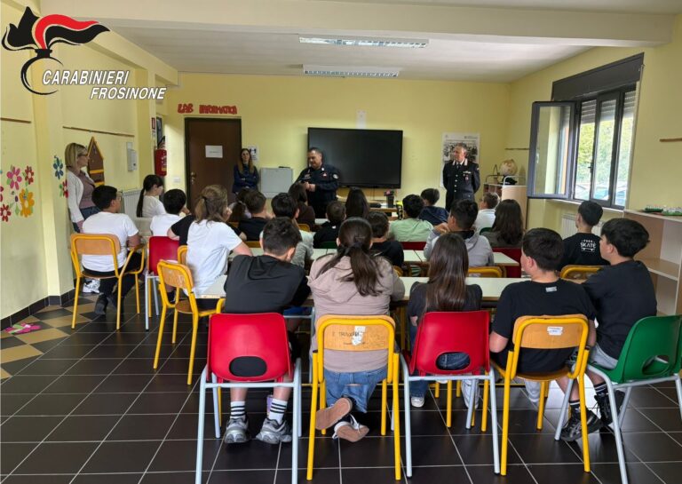 Legalità e cittadinanza attiva, i Carabinieri incontrano 200 studenti a Piedimonte San Germano