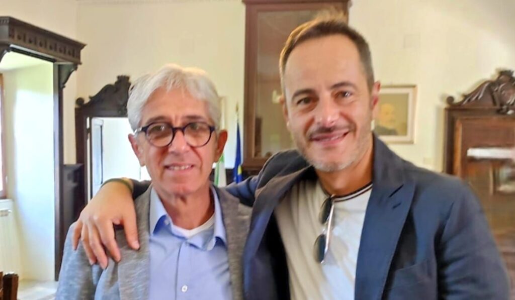 Il-sindaco-Andrea-Querqui-con-il-consigliere-Colombo-Massa
