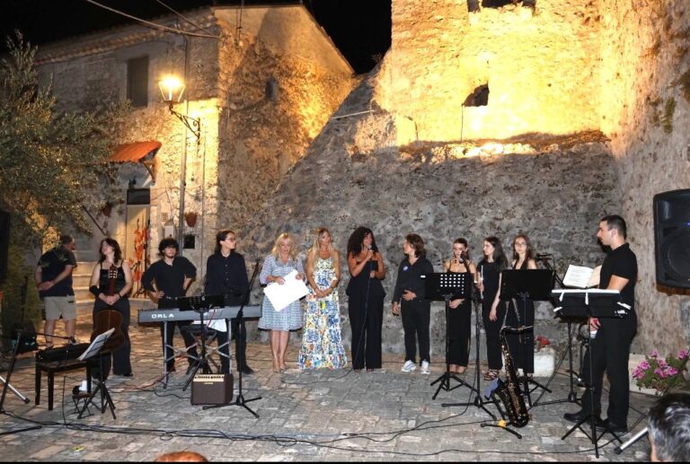 Grande successo a Colle San Magno per il concerto del CFM Jazz e Pop Partenopeo nell’ambito del 31° Festival Internazionale “Severino Gazzelloni”