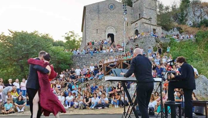 “Concerto all'Alba – Tango for4”