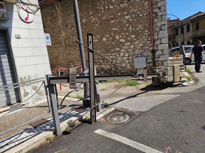 Croce Passionista in via Madonna della Pace, Ceccano, dopo l'abbattimento