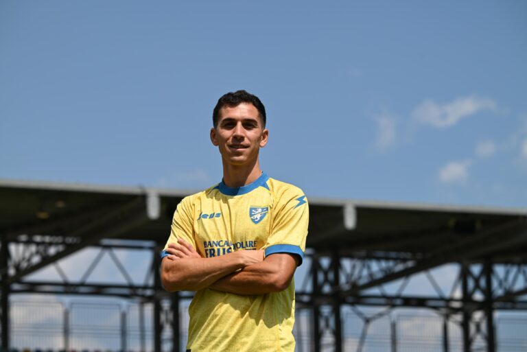 Genoa-Frosinone, Masini torna al Ferraris da ex: “Non mi aspettavo di lasciare Genova, ma qui sto bene”